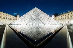 piramide Louvre